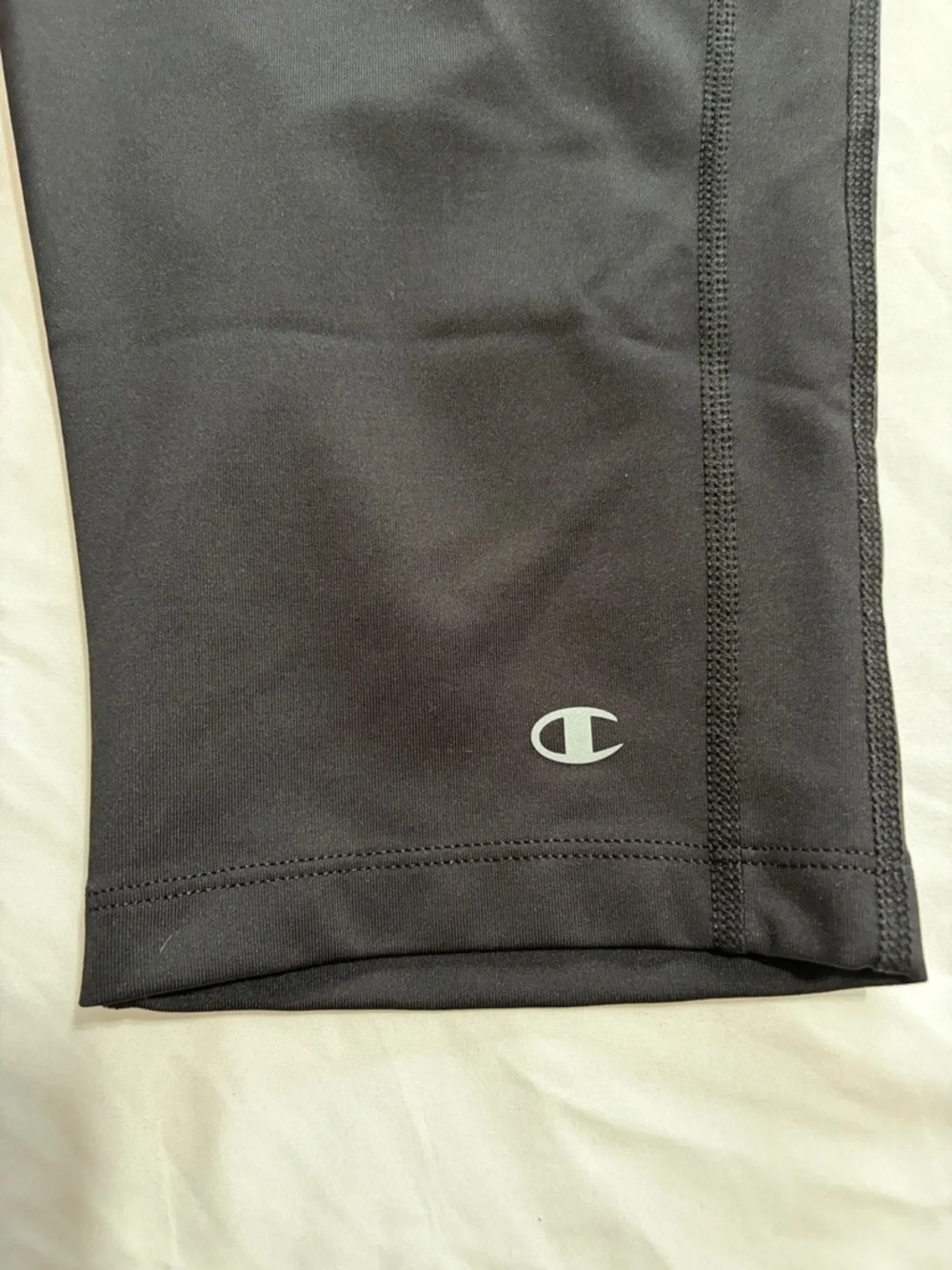 Champion Black Capri Leggings - Picture 4 of 7